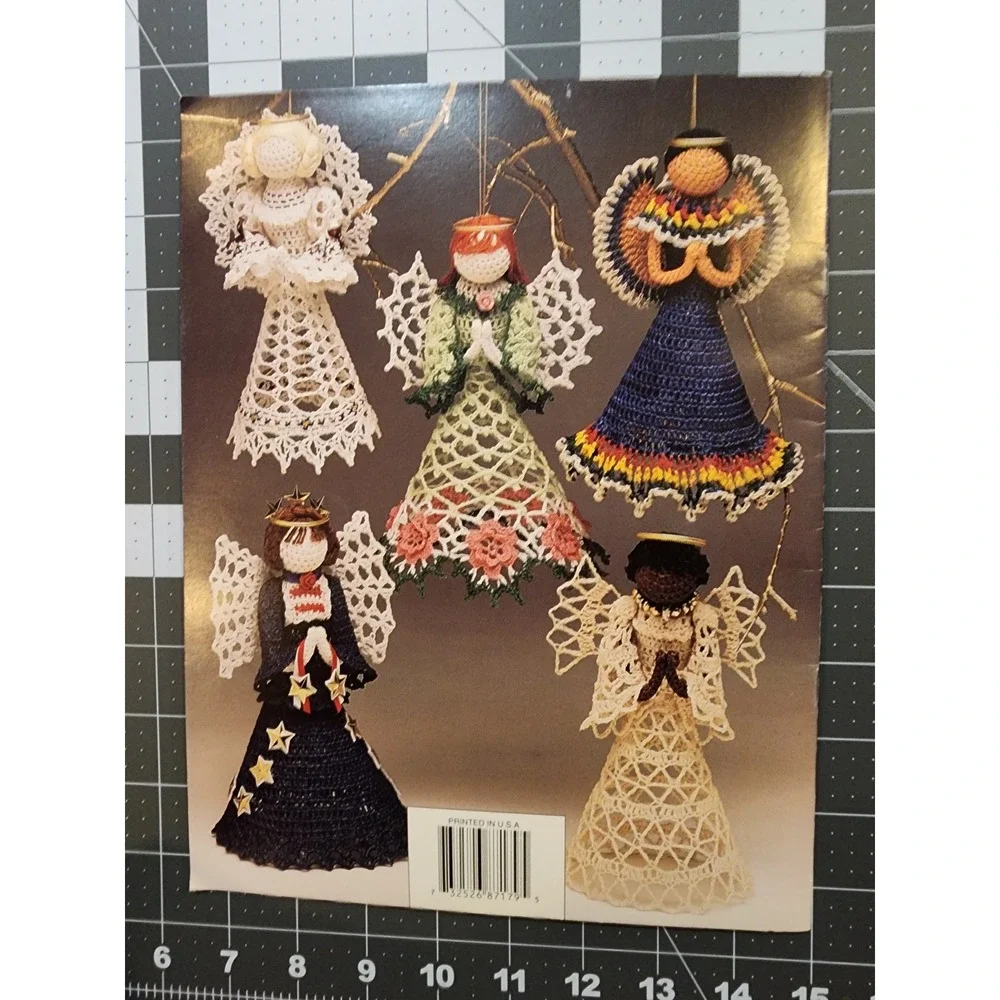 1994 Crochet Angels Around The World Booklet Vintage‎